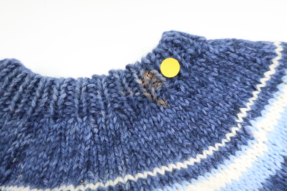 Strikket sweater fra Hemstickat - Størrelse 110/116 - Blå