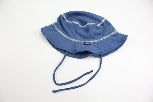 Badehætte/UV-hat fra Lindberg - Størrelse 50/54 - Blå