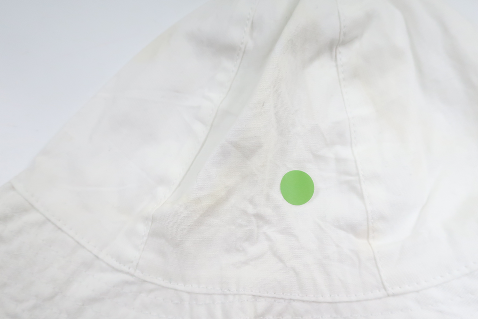 Solhat fra Ukendt - Størrelse 50/52 - Hvid