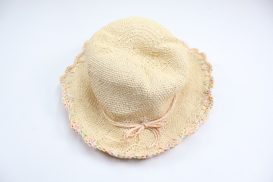Stråhat fra Lindex - Størrelse 128/146 - Beige