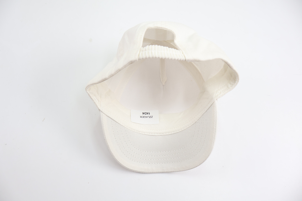 Kasket fra H&M - Størrelse 68 - Hvid
