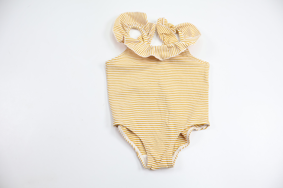 Stribet badedragt med flæser fra H&M - Størrelse 74/80 - Gul