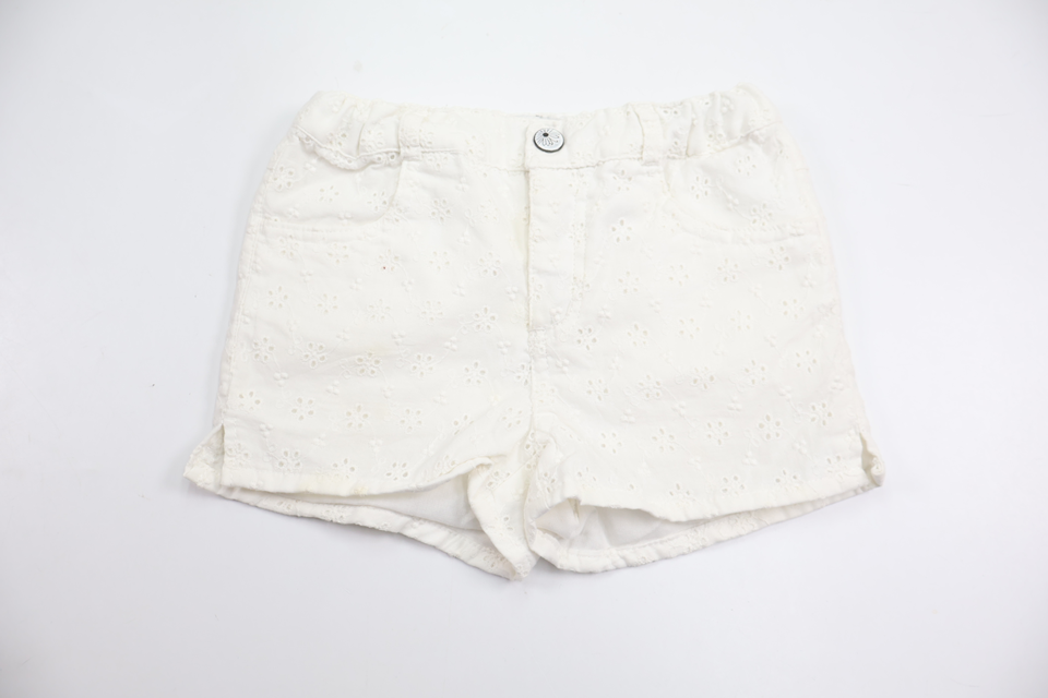 Broderede shorts fra Cubus - Størrelse 98 - Hvid