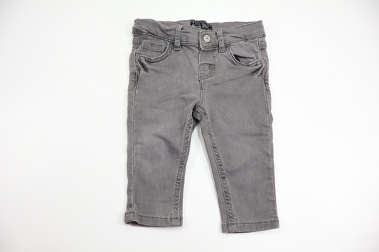 Jeansbyxor från Little Boys Denim - Storlek 68/74 - Grå
