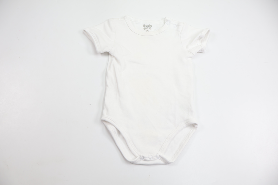 Body från Basic U - Storlek 74 - Vit