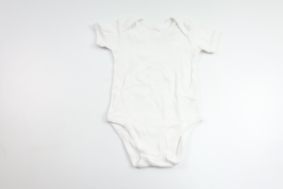 Bodysuit fra Prenatal - Størrelse 68 - Hvid