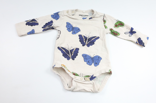 Bodysuit med sommerfugle fra Mini Rodini - Størrelse 56/62 - Off-white