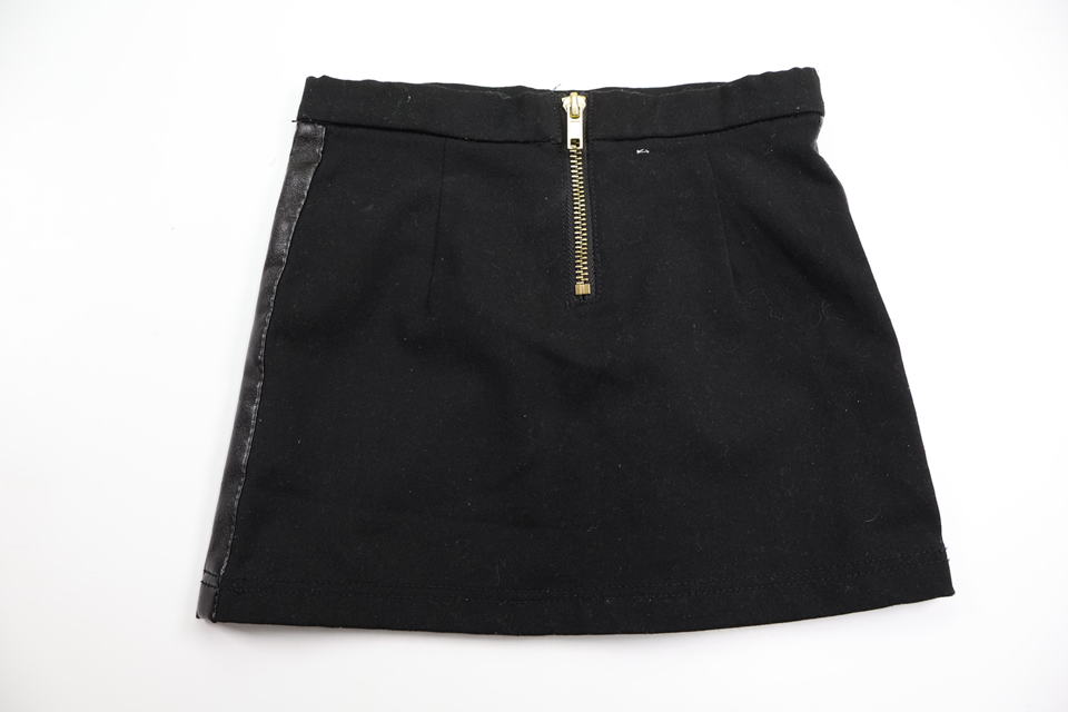 Kjol i skinnimitation med Mimmi från H&M - Storlek 98 - Svart