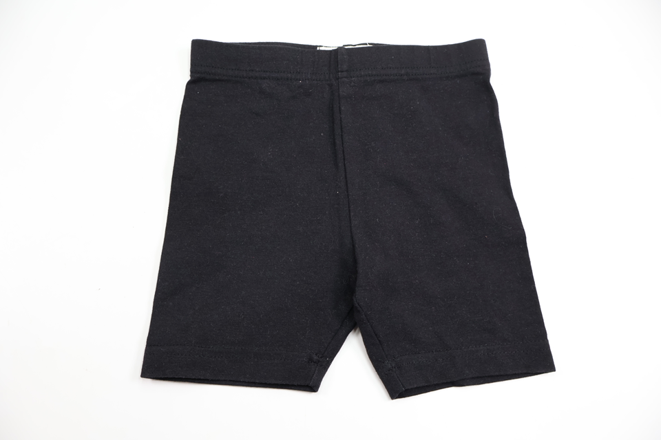 Shorts från Primark - Storlek 98 - Svart