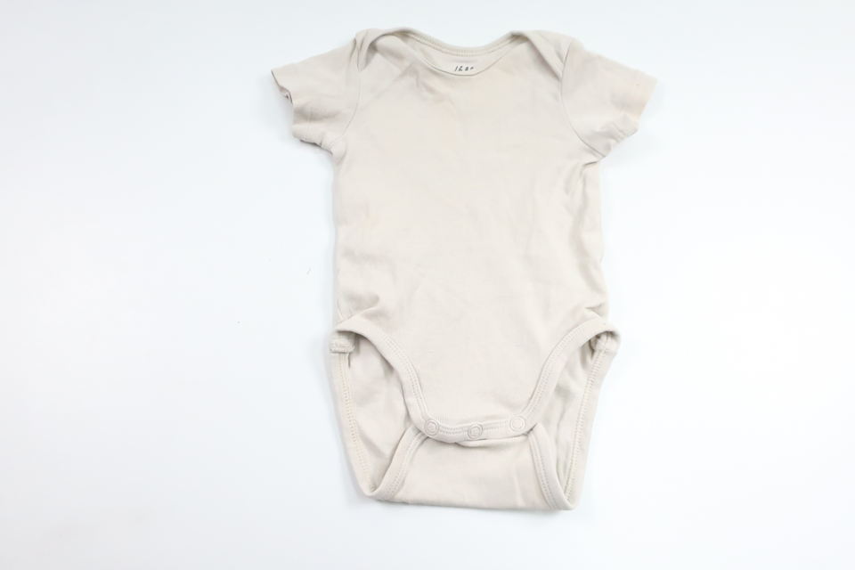 Bodysuit fra H&M - Størrelse 62 - Beige