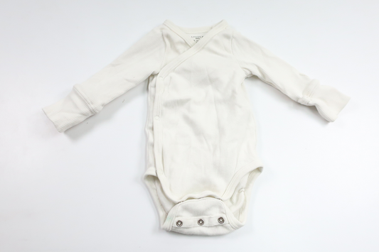 Ribbet bodysuit fra Lindex - Størrelse 50 - Hvid