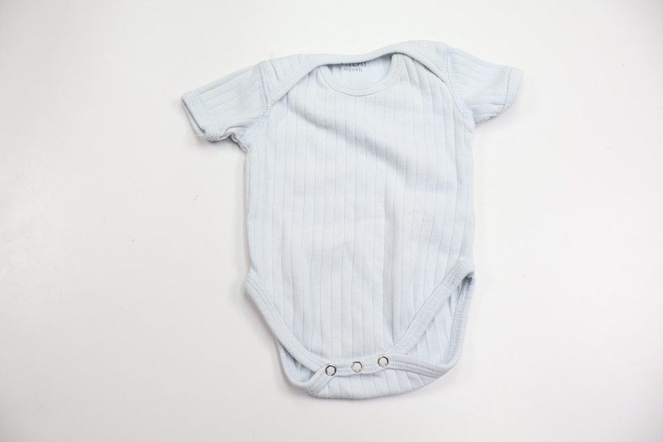 Ribbad body från Wheat - Storlek 50/56 - Blå