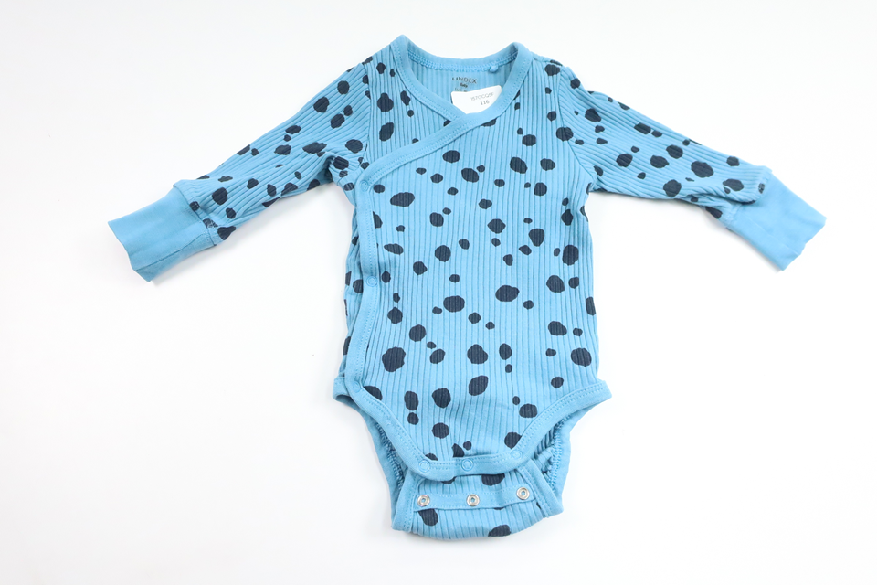 Ribbet slå-om-body fra Lindex - Størrelse 50 - Blå