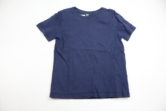 T-shirt fra H&M - Størrelse 110/116 - Marineblå