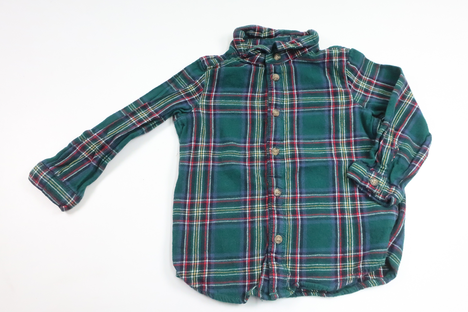 Ternet skjorte fra H&M - Størrelse 86/92 - Grøn