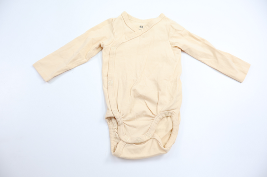 Wrap-body fra H&M - Størrelse 62 - Gul