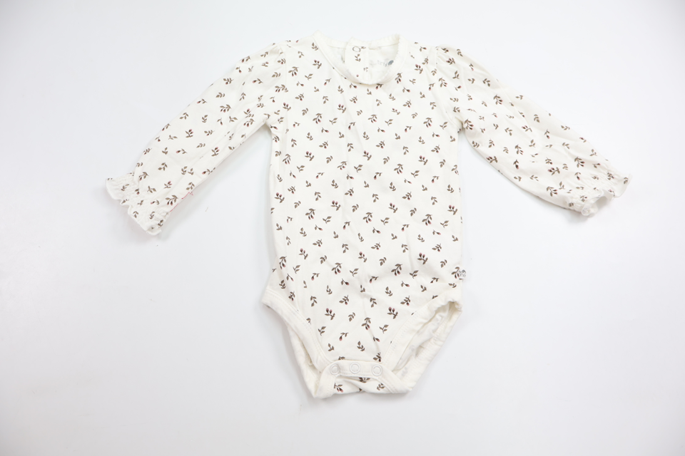 Blomstret body fra Tiny One - Størrelse 62 - Hvid