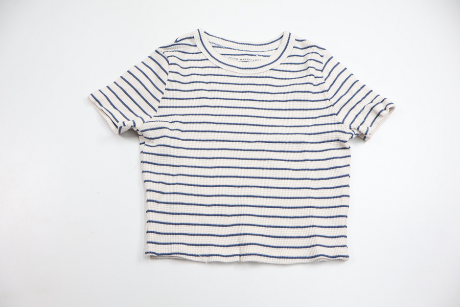 Ribbet stribet bluse fra Primark - Størrelse 128 - Hvid