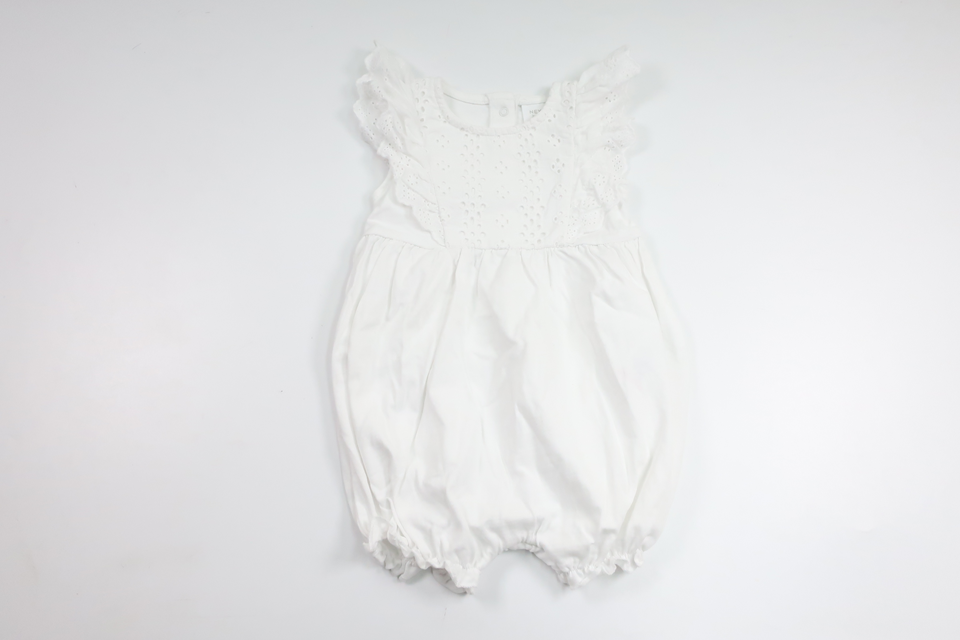 Heldragt fra Next - Størrelse 62/68 - Hvid