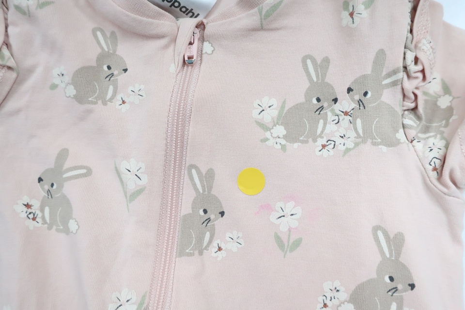 Pyjamas med kaniner fra Kappahl - Størrelse 62 - Lyserød