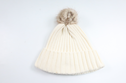 Hue med kvast fra H&M - Størrelse 86/92 - Off-white