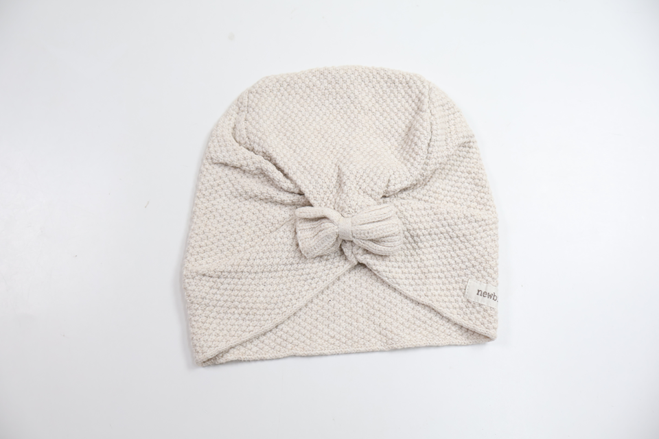 Mössa från Newbie - Storlek 52/54 - Beige