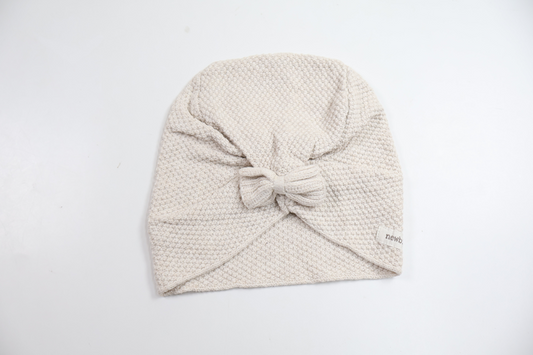 Hue fra Newbie - Størrelse 52/54 - Beige