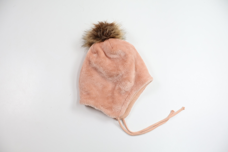 Mössa i fleece med tofs från Mini Dreams - Storlek 74/80 - Rosa