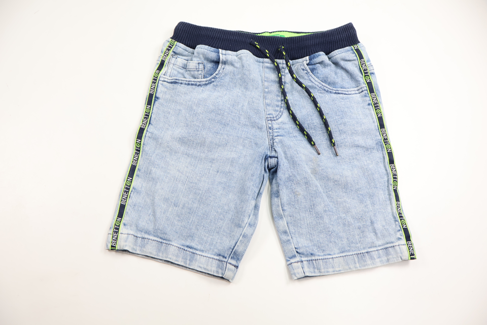 Shorts från United Colors of Benetton - Storlek 122/128 - Denim