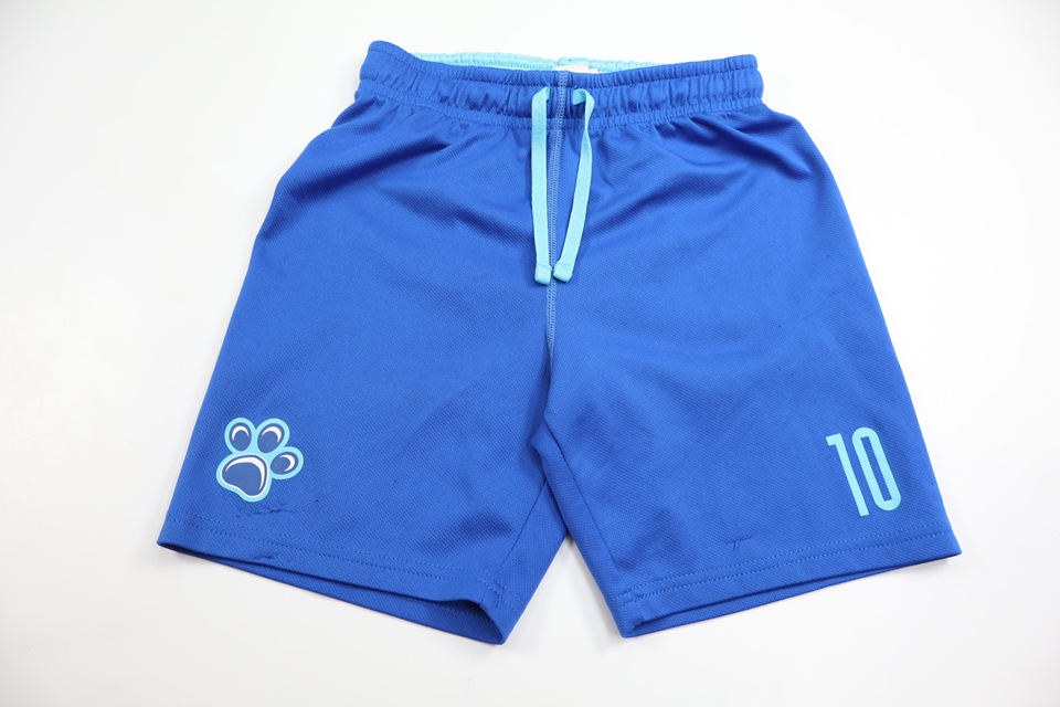 Fotbollshorts från H&M - Storlek 122/128 - Blå