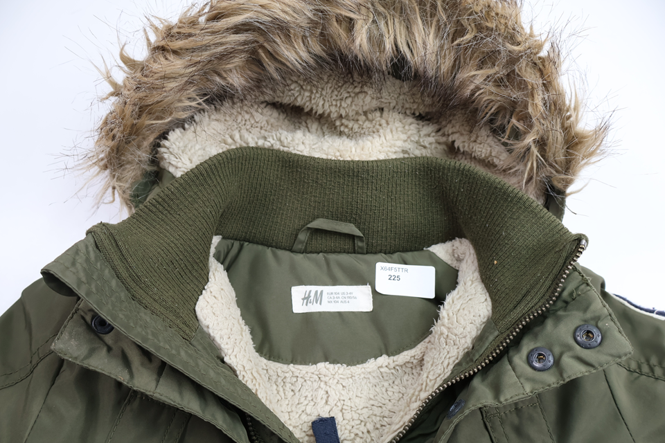 Fleecefodrad jacka/kappa från H&M - Storlek 104 - Grön