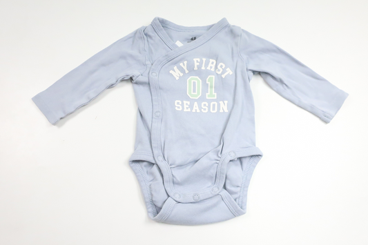 Wrap-body fra H&M - Størrelse 62 - Blå