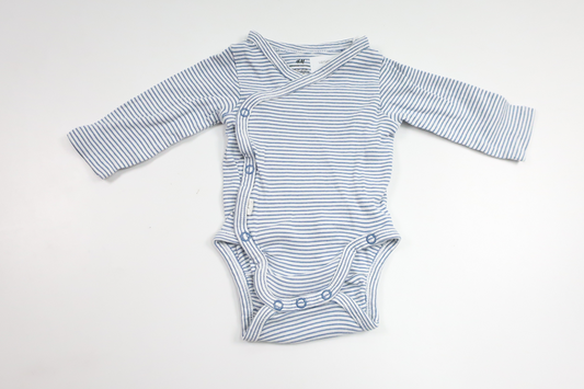 Wrap-body fra H&M - Størrelse 56 - Blå